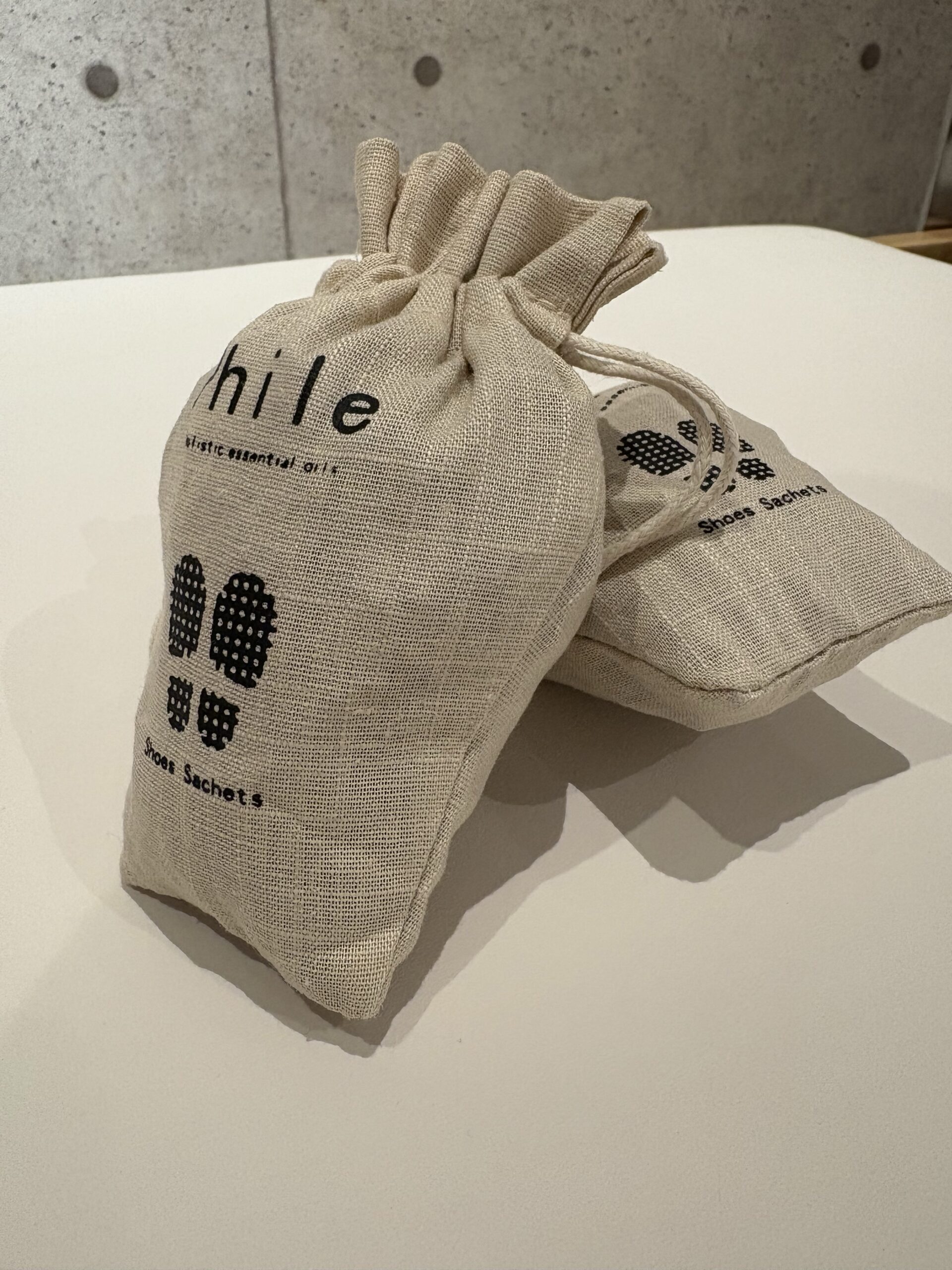 phile essential oil 手作りのい草パッケージ